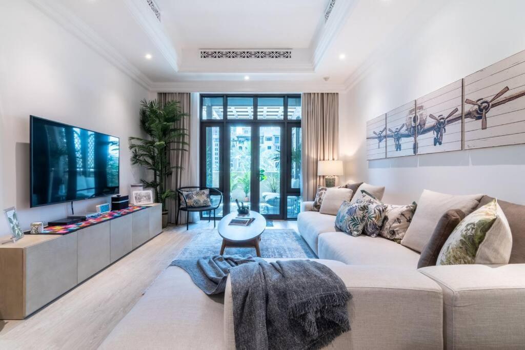 First Class 1br Tranquil Oasis In Old Town Appartamento