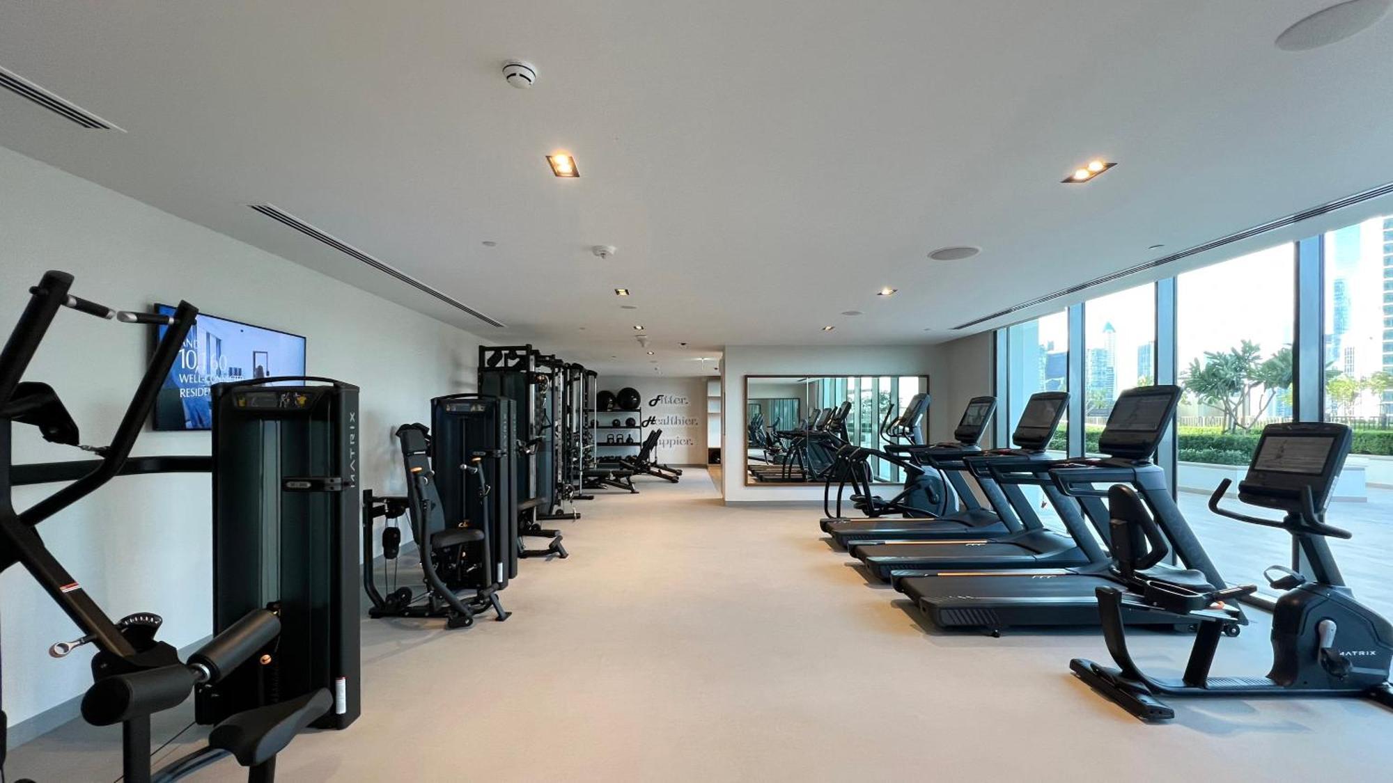 Burj Crown - First Class Boulevard View, 9 Min Walk Mall * Dubai
