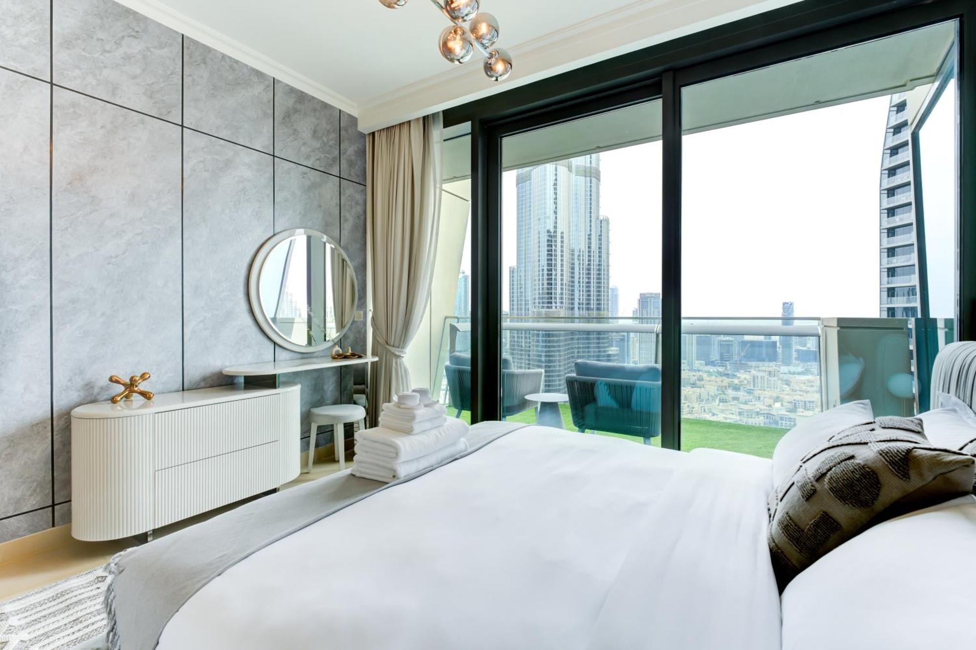 Executive Luxury At Its Finest With Views Of Burj Khalifa Dubaï