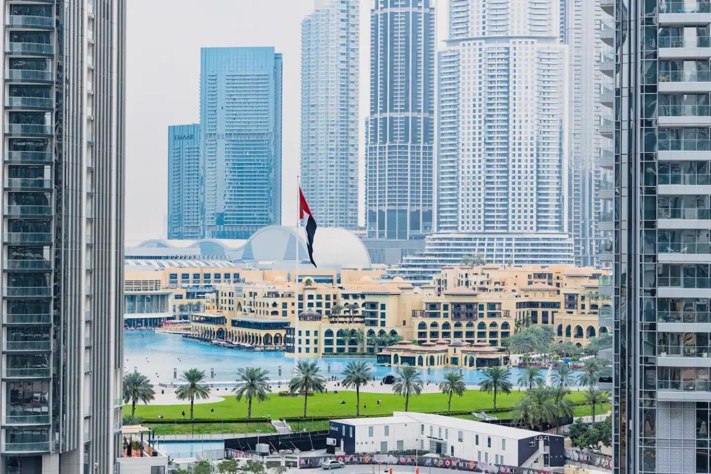 Lejlighed Burj Crown - New Sky High, Near Burj Khalifa, Boulevard View, Opposite Mall *