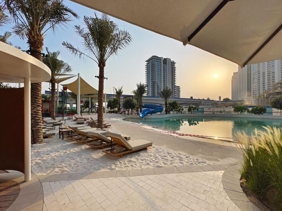 Creek Beachfront Heaven: 1br Luxe Harbor Flat *