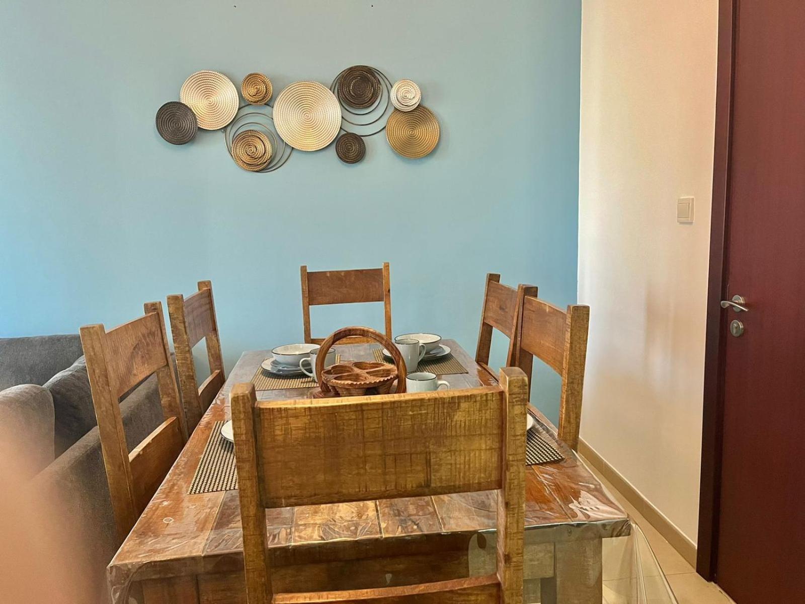Amazing 1bdr In Jbr- Beach Access And Lake View
