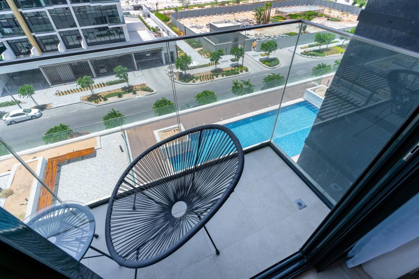 Modern Studio, Near Downtown *