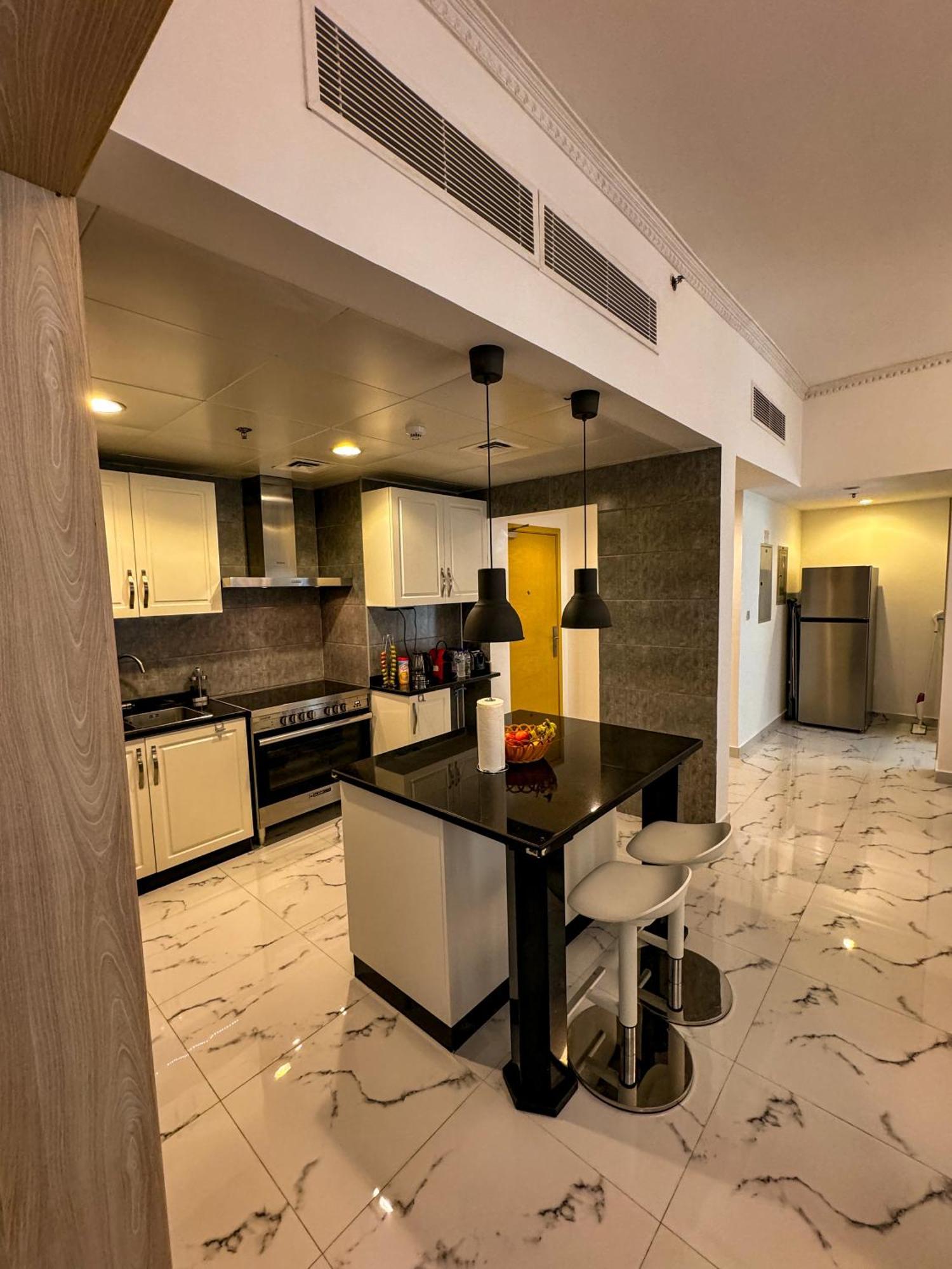 Appartement Dubaistay Luxury 2 Bedroom Jvc King And Queensize *