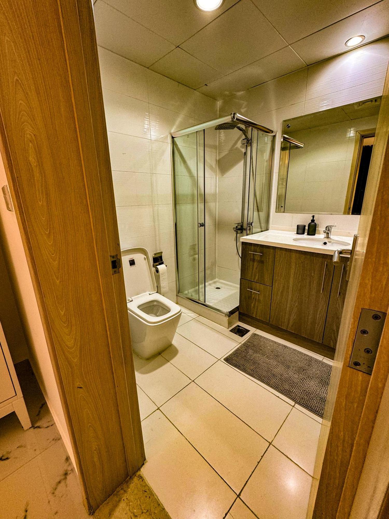Dubaistay Luxury 2 Bedroom Jvc King And Queensize Appartement *