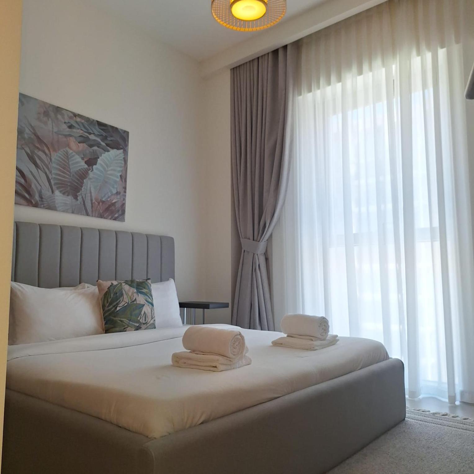 Apartment Creek Beachfront Heaven: 1br Luxe Harbor Flat