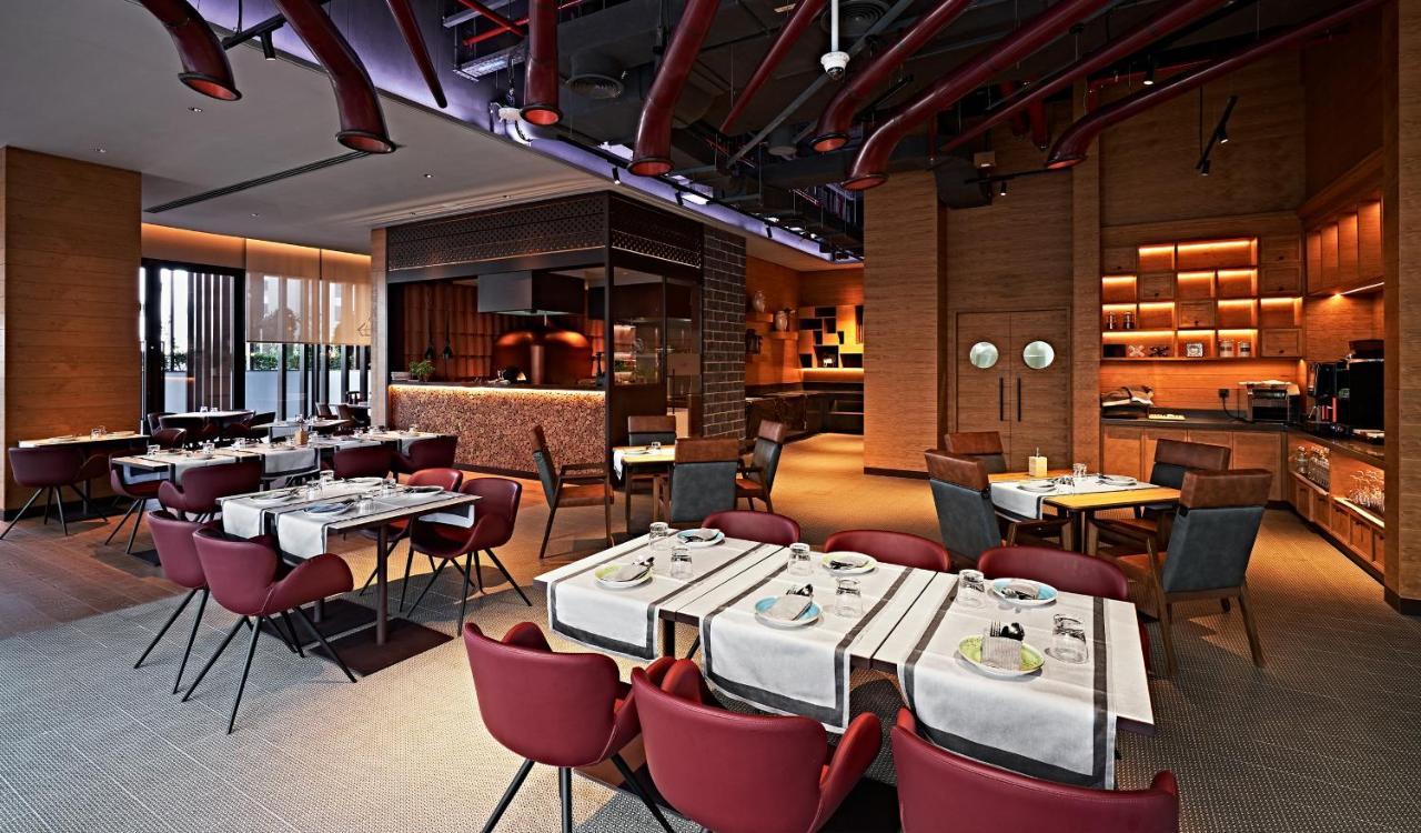Revier Hotel 4*