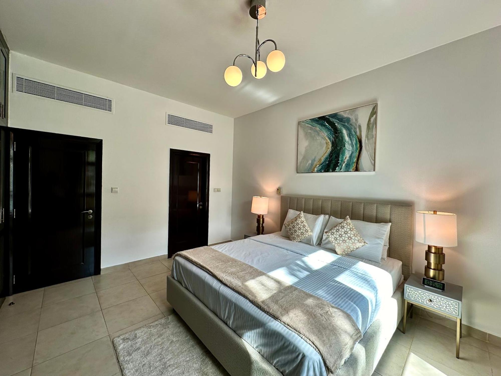 Appartement Lux Travo Tower I Private Garden I View Dubaï