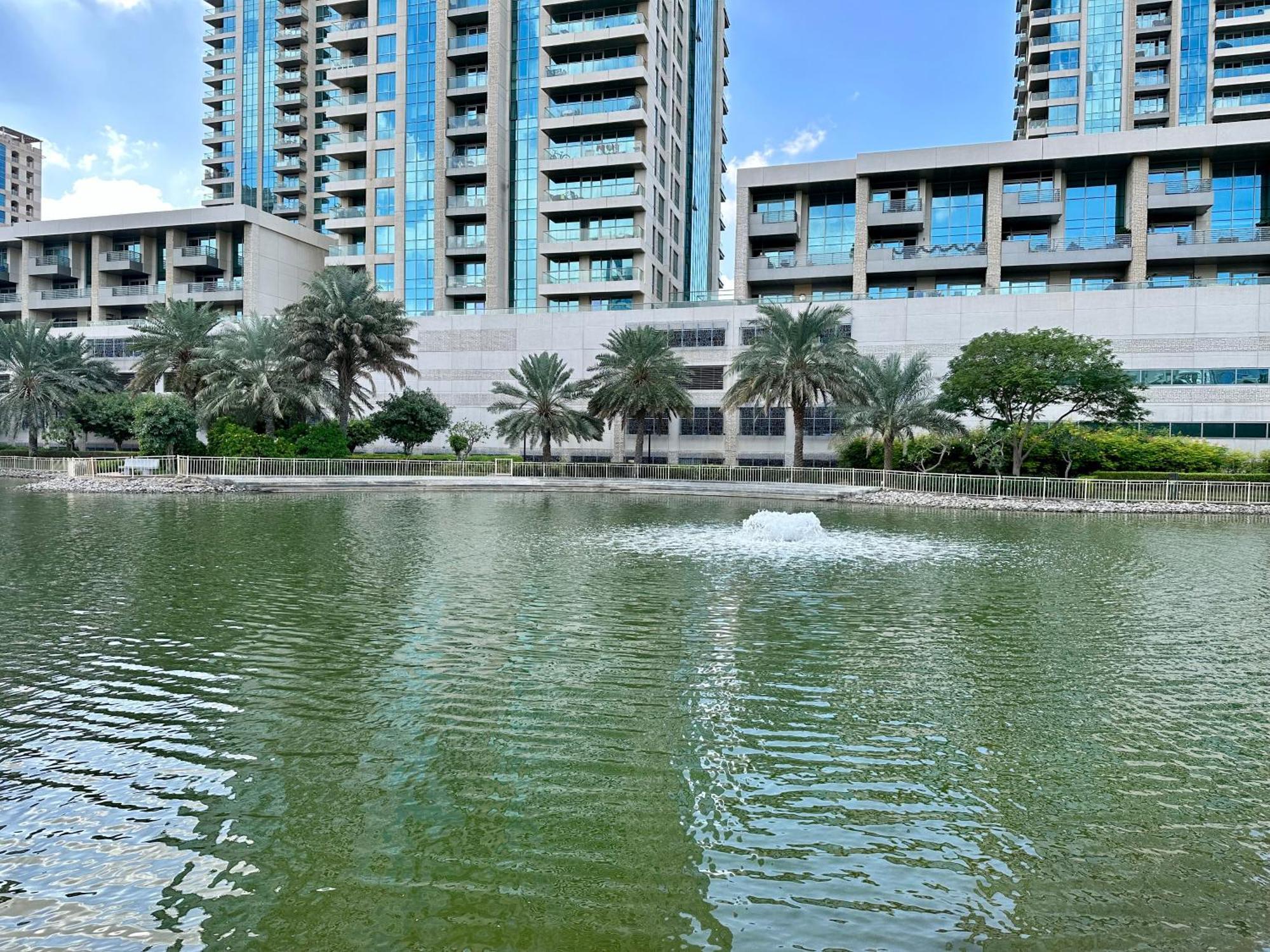 Lux Travo Tower I Private Garden I View Dubaï