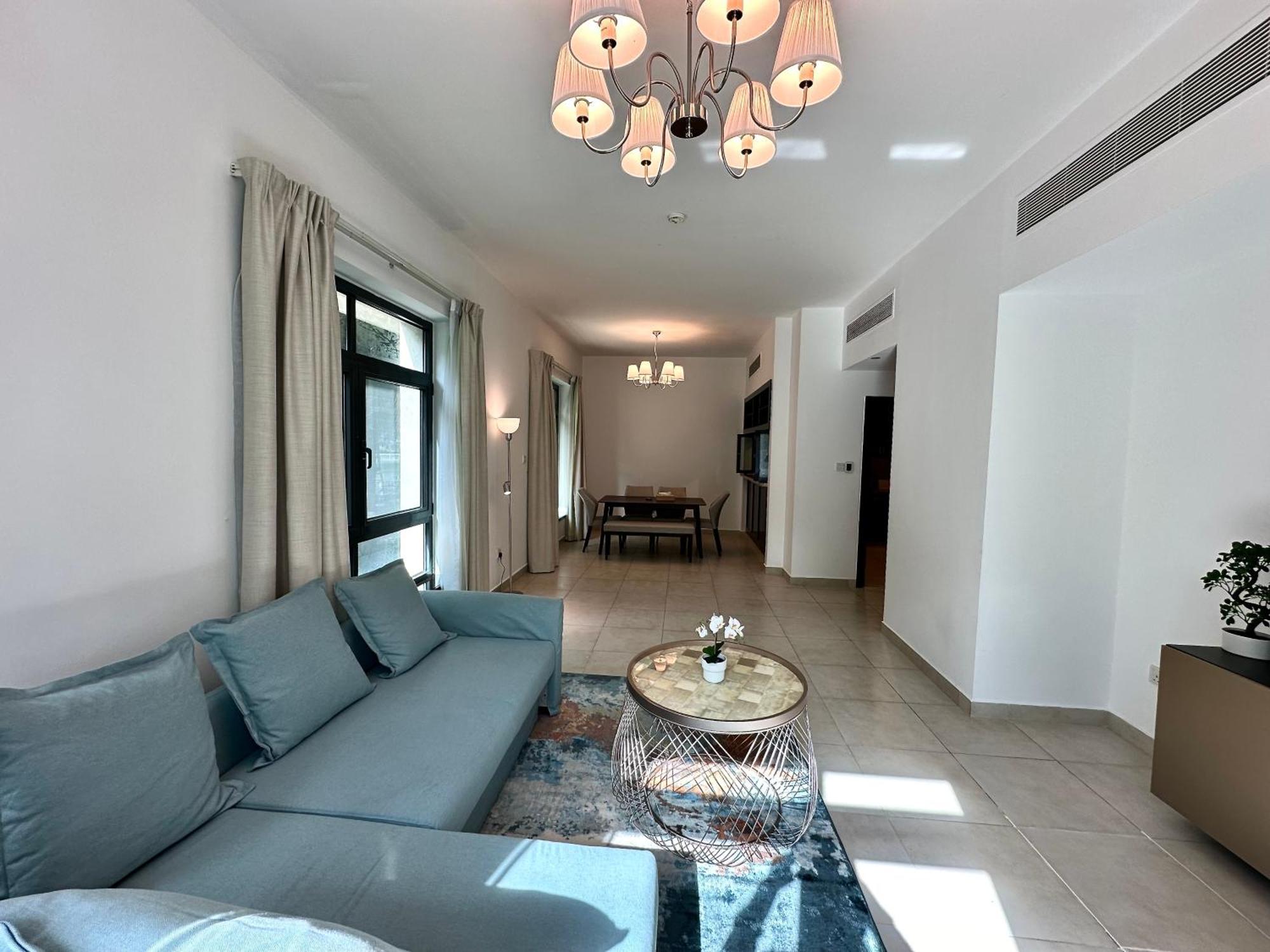 Lux Travo Tower I Private Garden I View * Dubaï