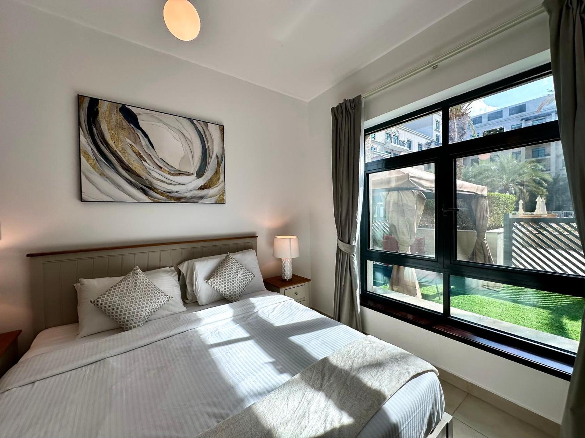 Lux Travo Tower I Private Garden I View Appartement Dubaï
