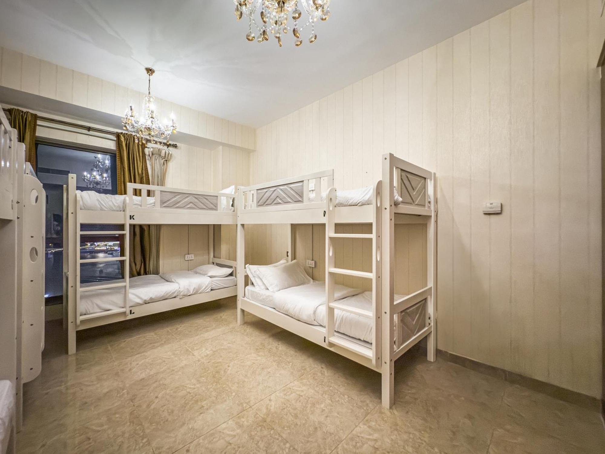 Ar Holiday Jbr 2 Hostel *