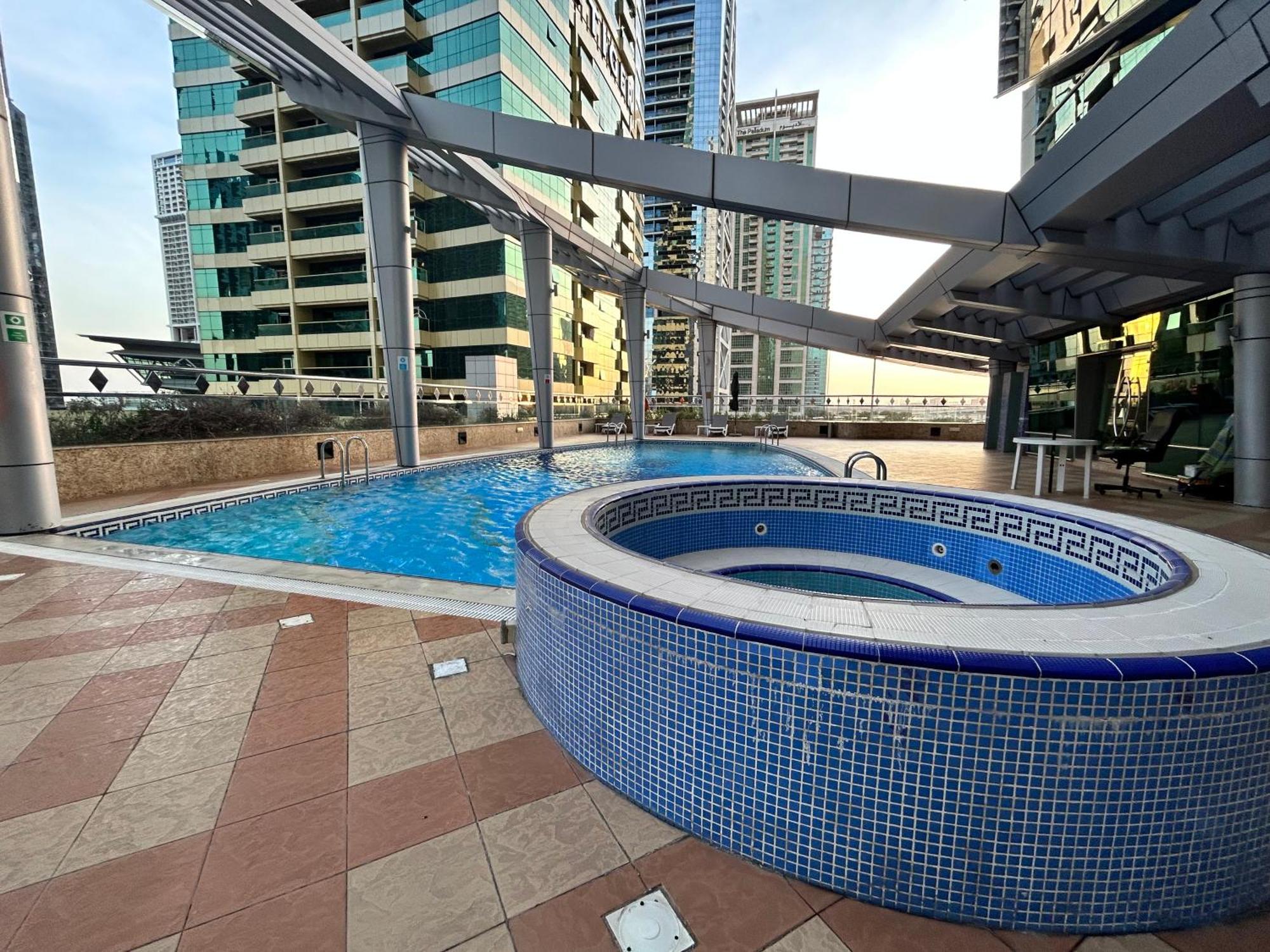 Apartamento Skyscraper In Front Of Metro! Jlt