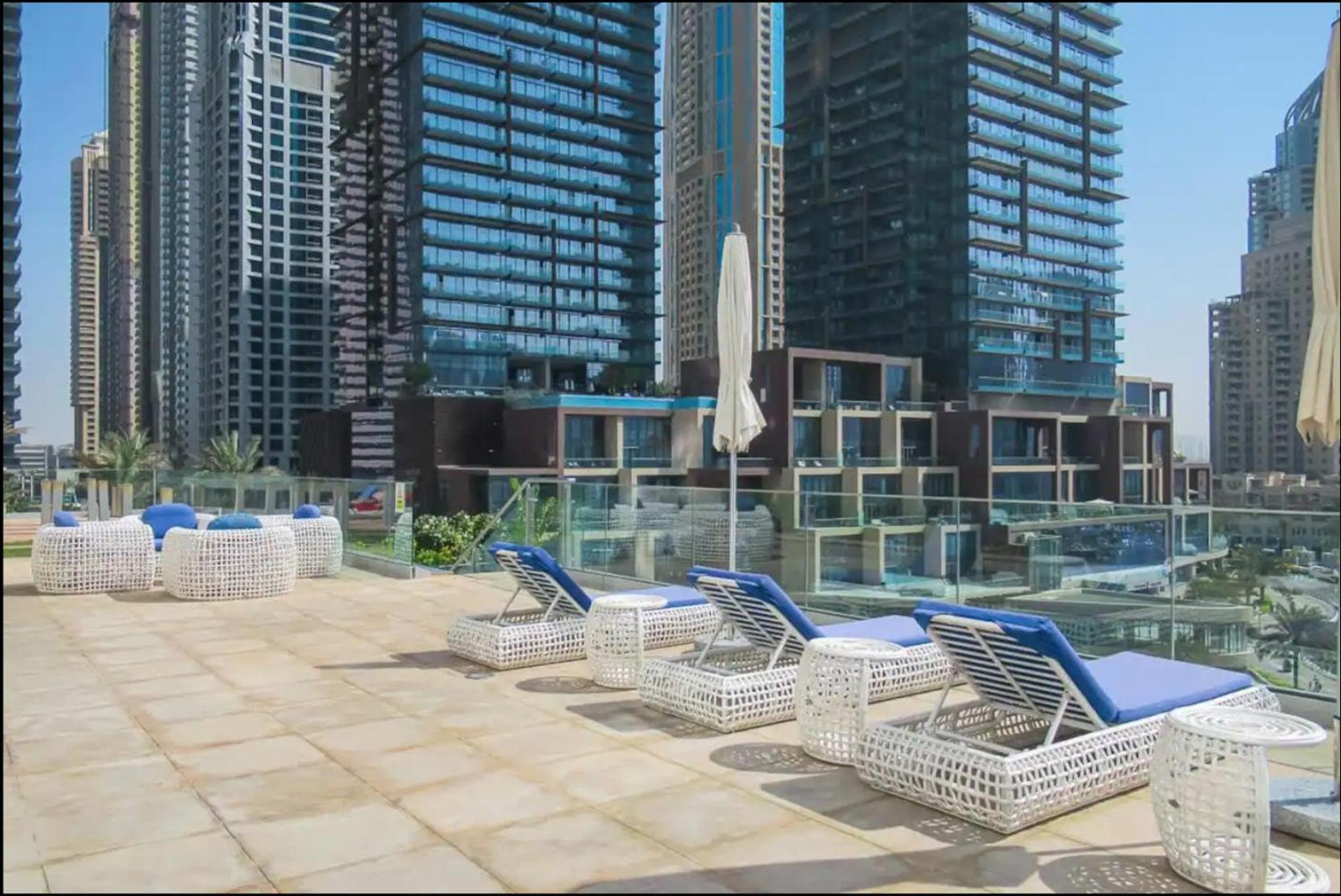 Cayan Tower - Of Choice Dubai