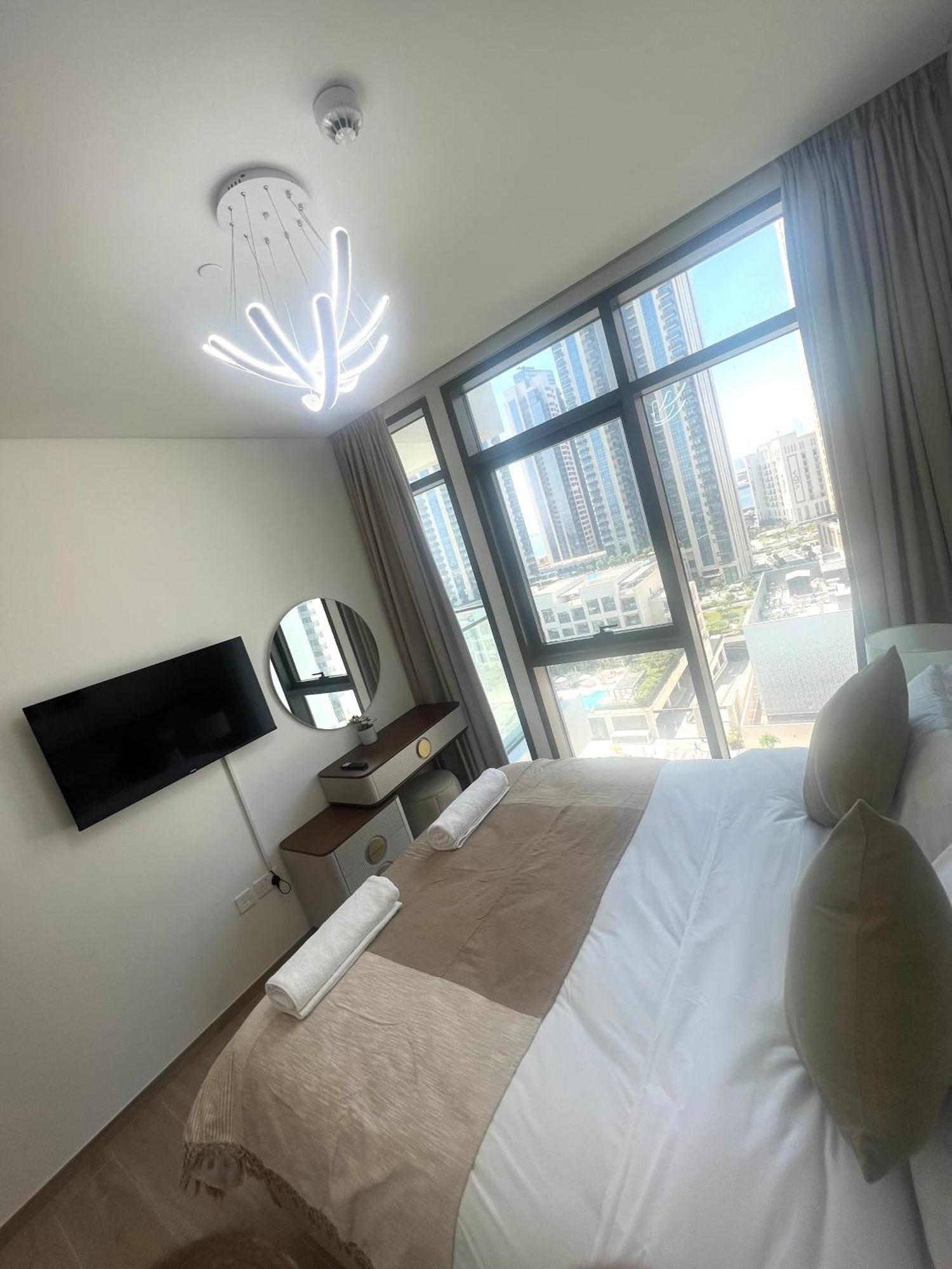 Palace Residences Creek Harbour *