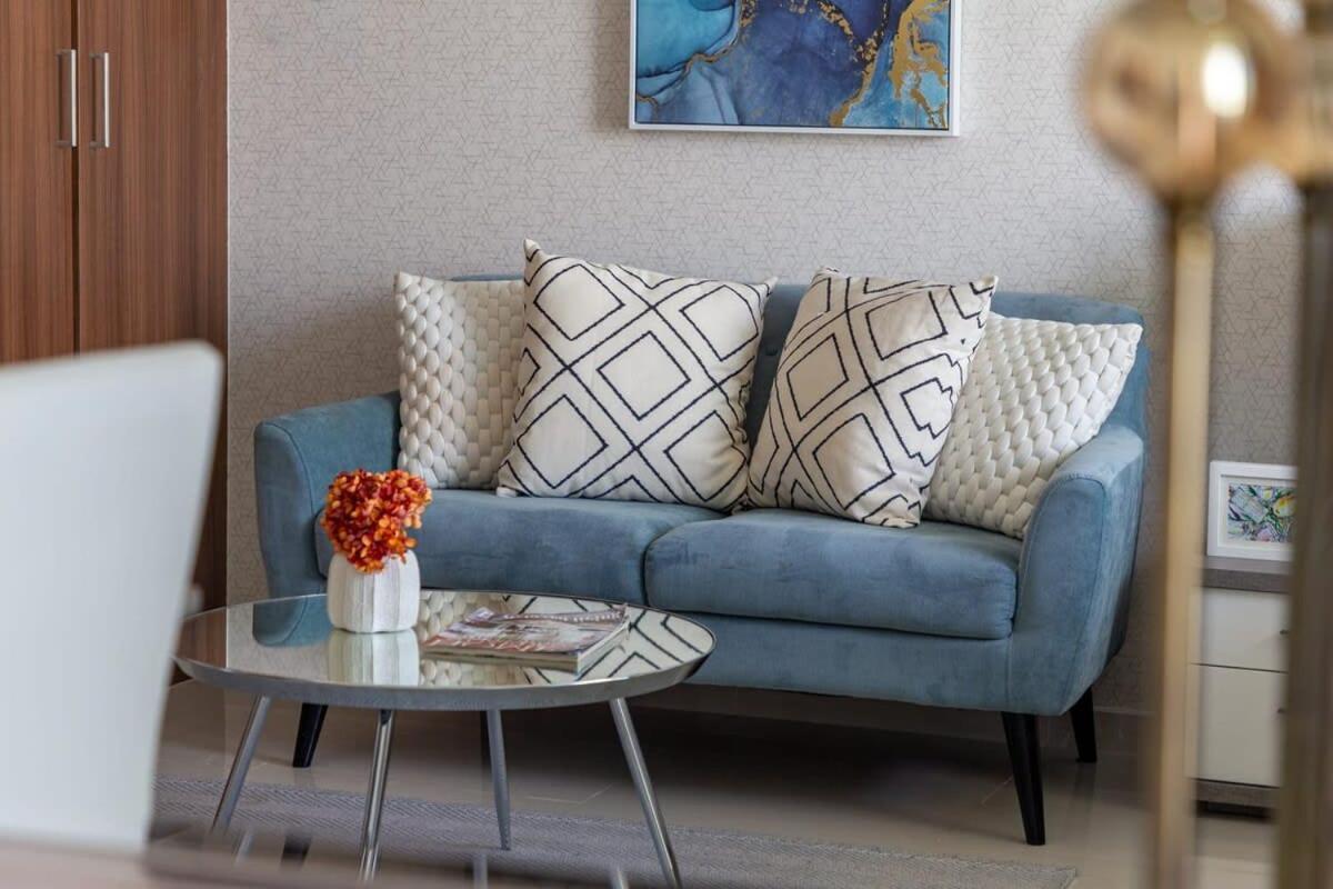 Frank Porter - Damac Hills Jasmine Lägenhet
