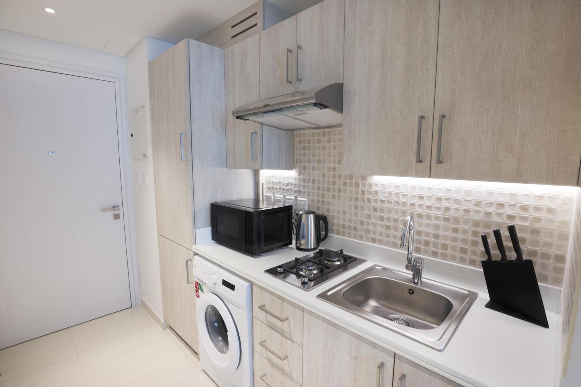 Luxurious Studio At Palm Jumeirah Apartamento Dubái