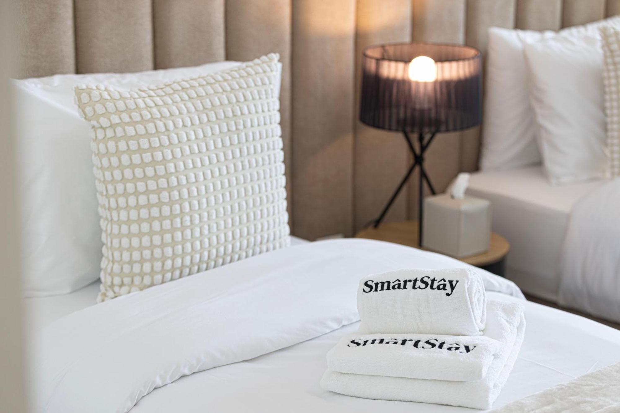 Apartamento Smartstay At Downtown Views - Burj Khalifa View - Brand New Luxury Dubái