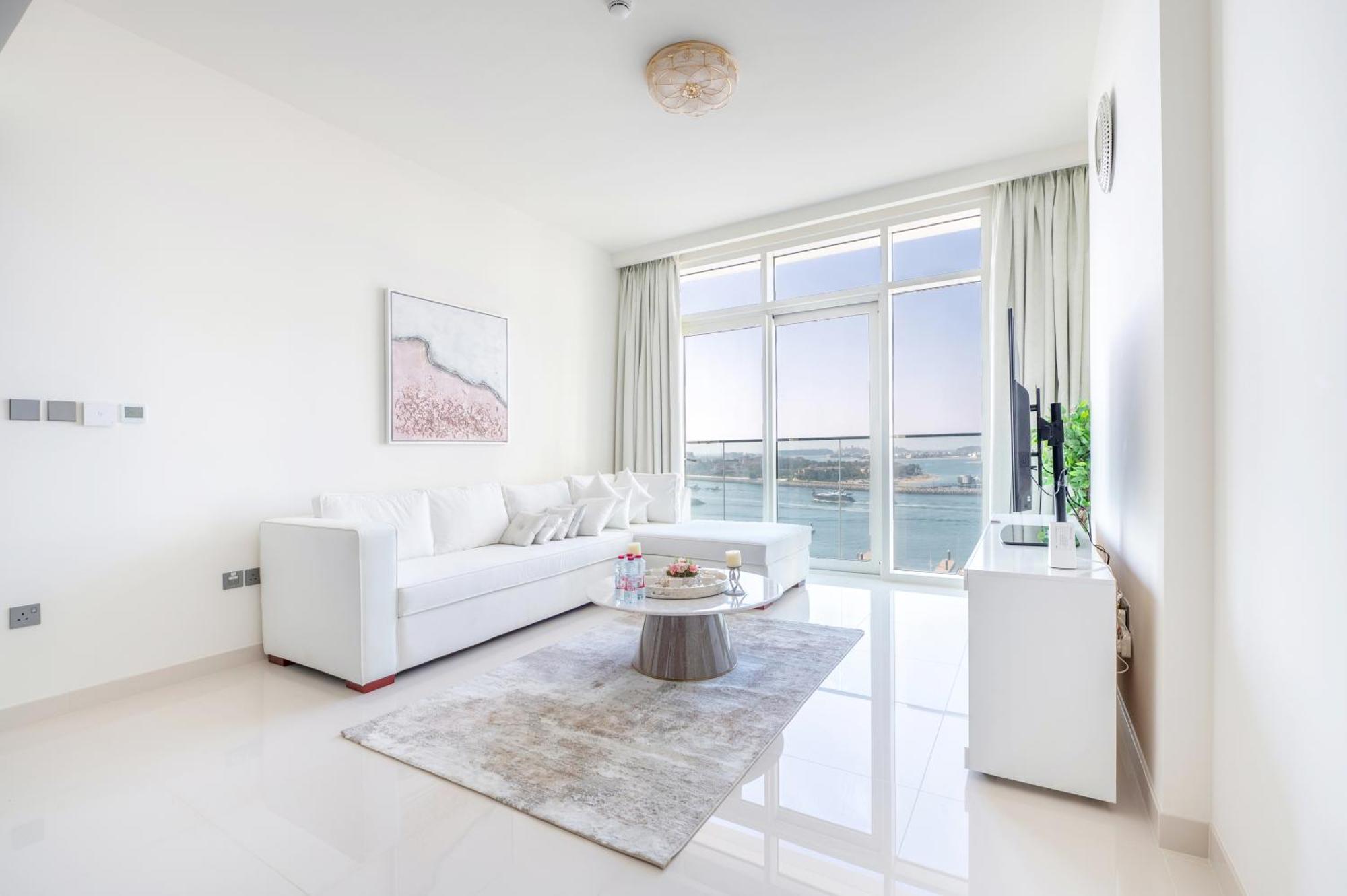 Elegant 1br With Sea View And Free Access * Dubai