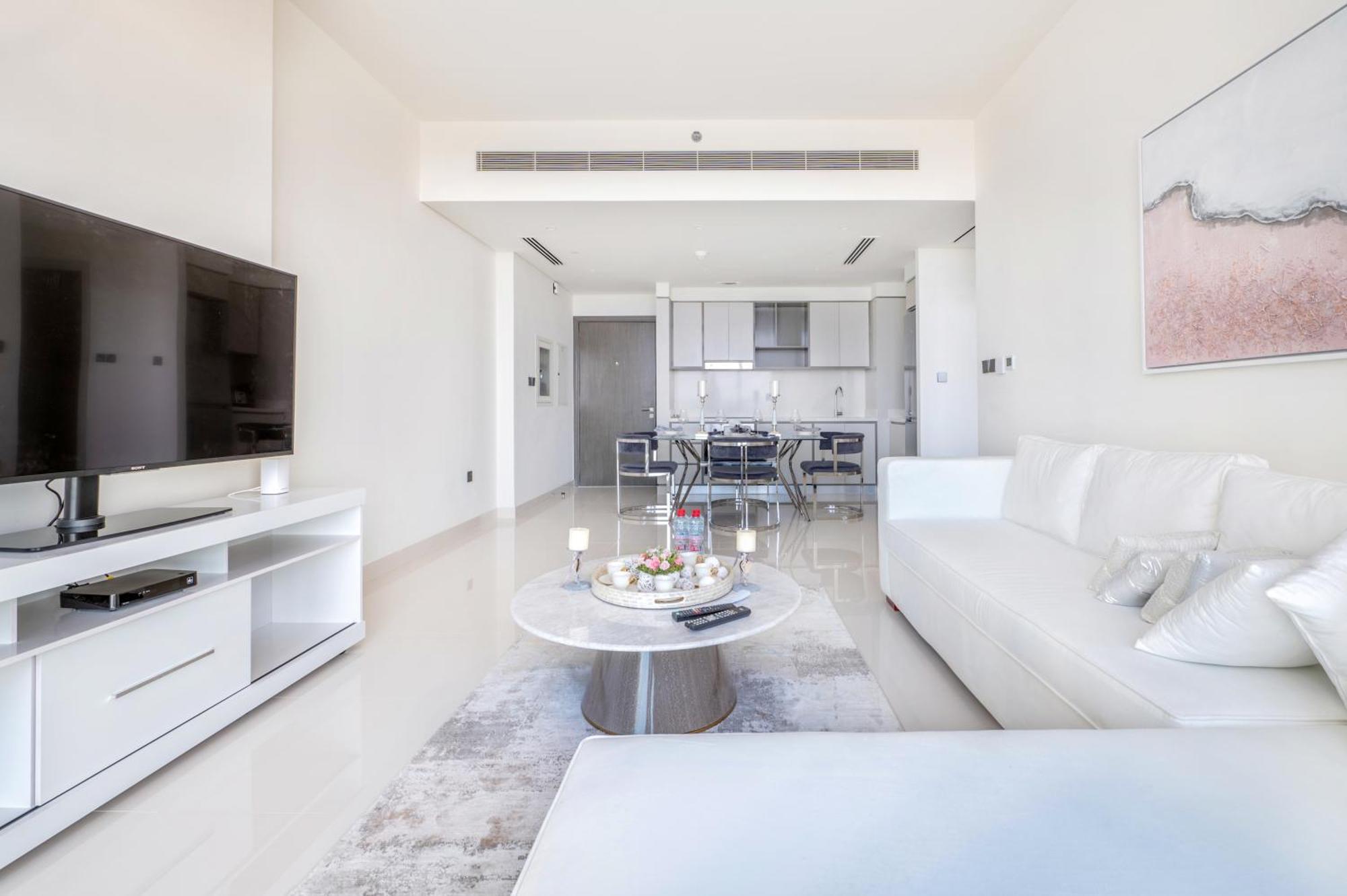 Elegant 1br With Sea View And Free Access Apartment Dubai