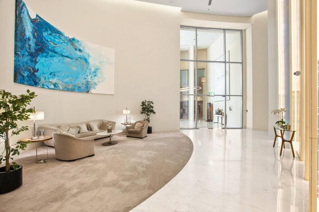 Khalifa Views & Direct Mall Access In Burj Vista * Dubaï