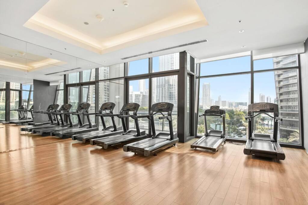 Khalifa Views & Direct Mall Access In Burj Vista