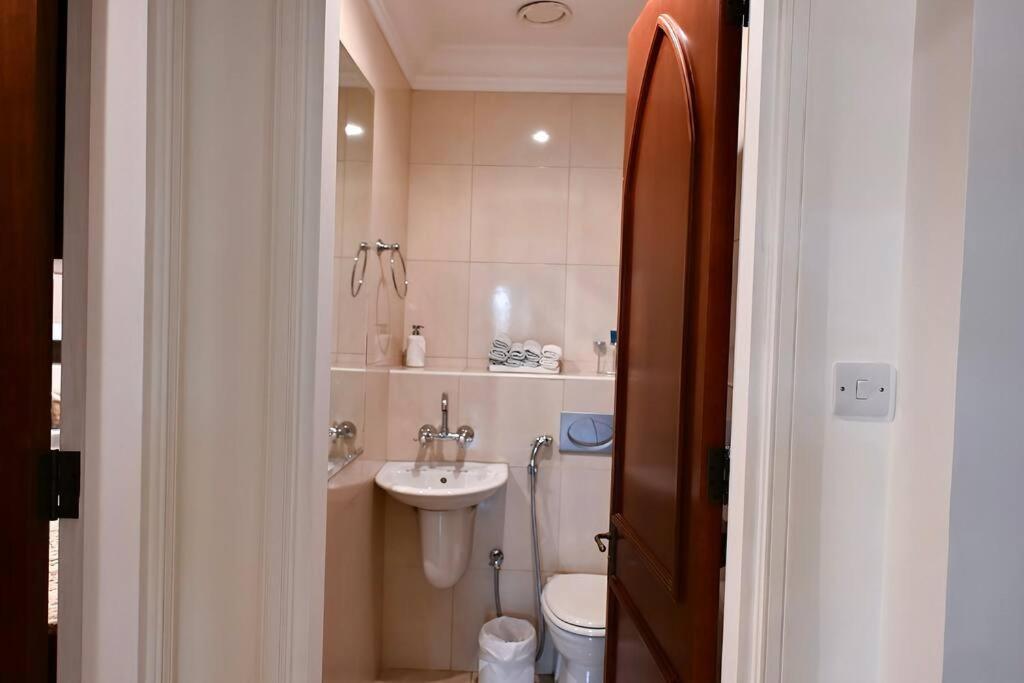 Lux Souk Al Bahar Downtown 1 Bedroom Flat - Steps To Mall Apartament Dubai