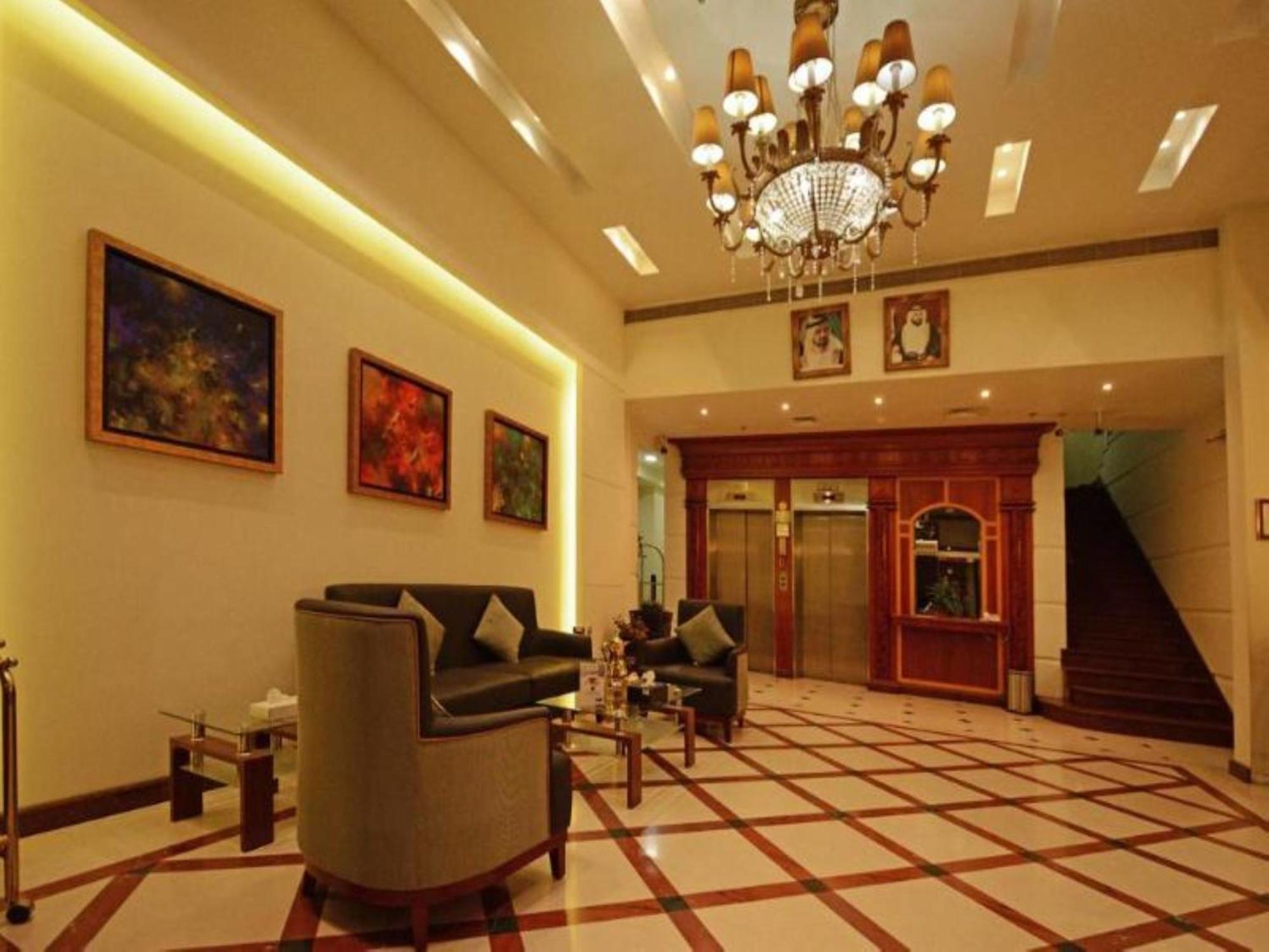 Eureka Hotel 2*