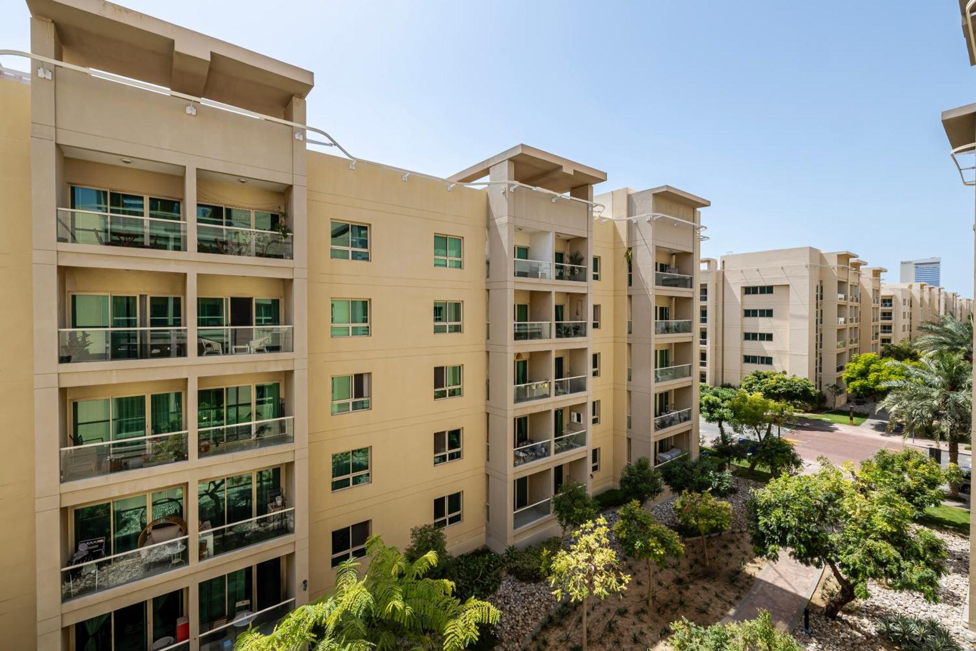 Apartament Renovated 1 Bed Al Alka 1 In The Greens *
