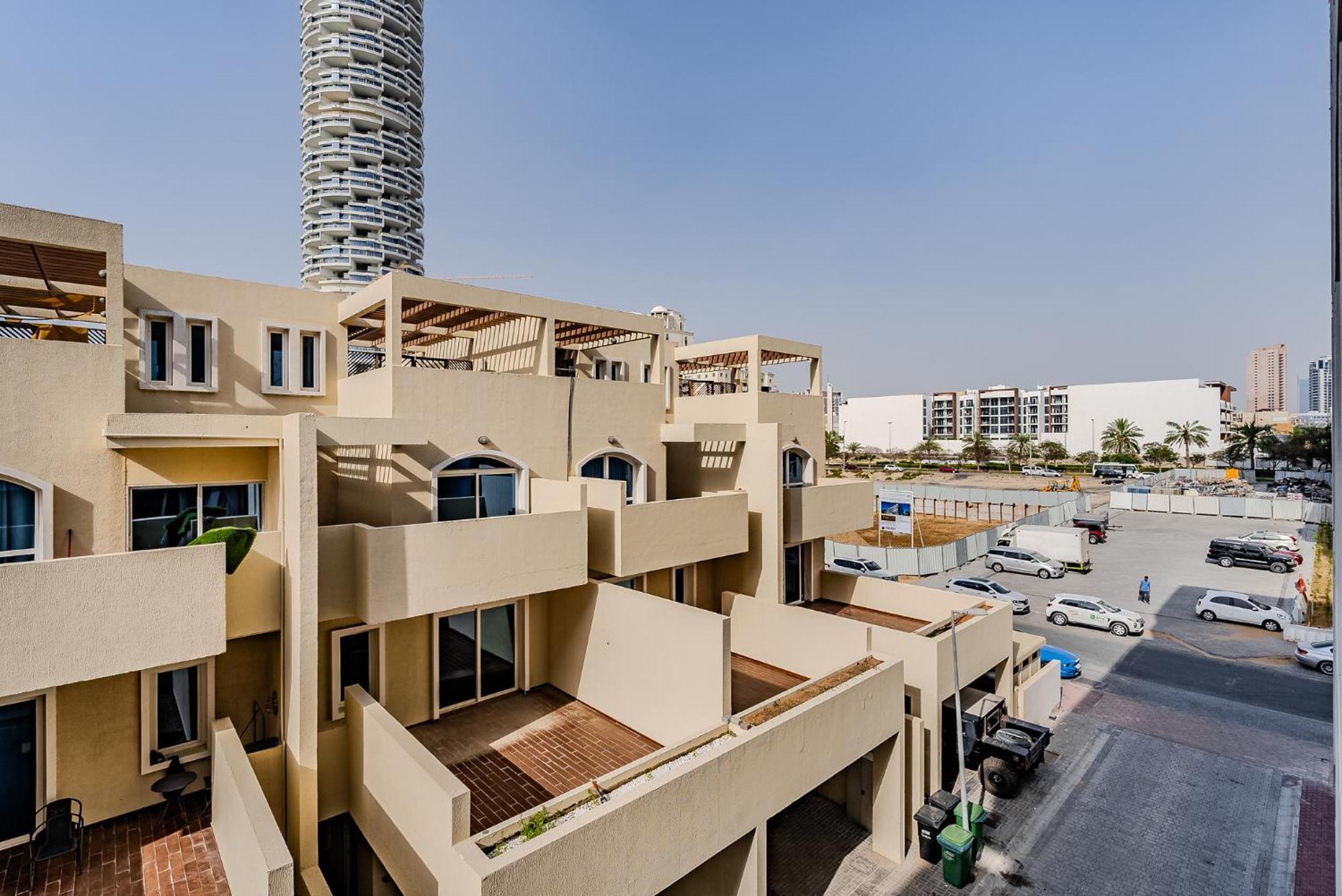 Appartement Modern And Cozy In Jvc I Luma Building