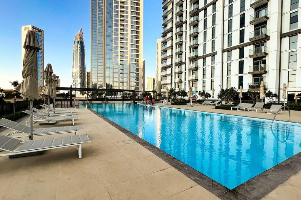 Elegant 1-bedroom Burj Khalifa View Burj Crown