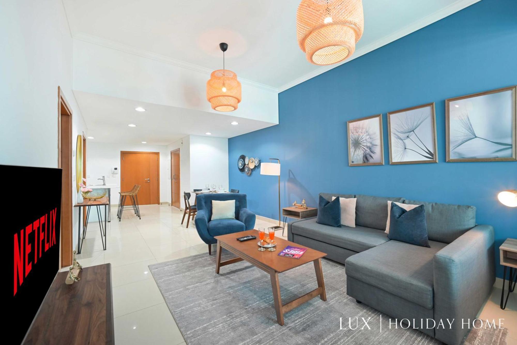 Lux The Marina Ocean View 1 Apartment