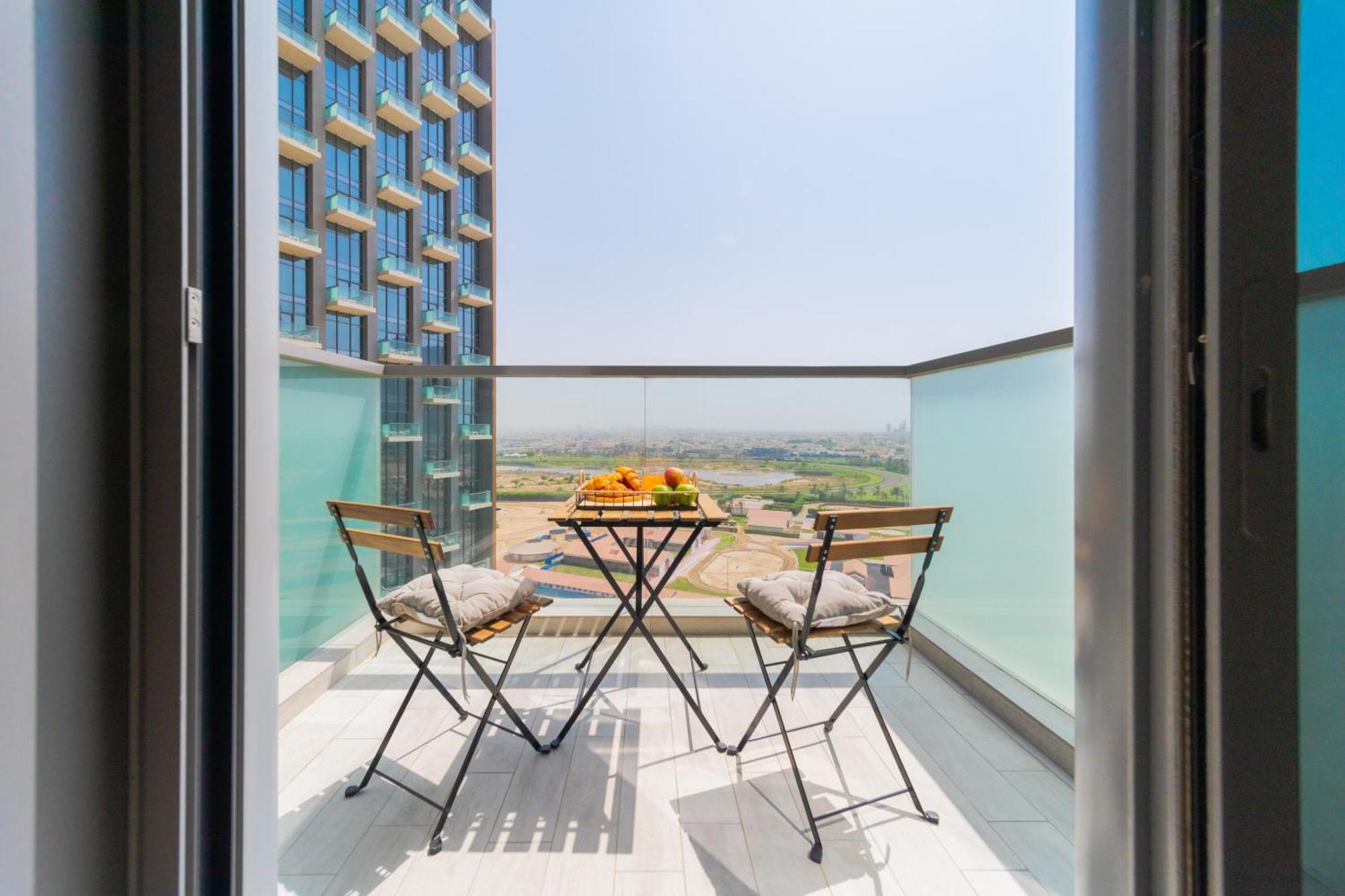 Eden's Homes & - Millennium Atria Residences Appartement