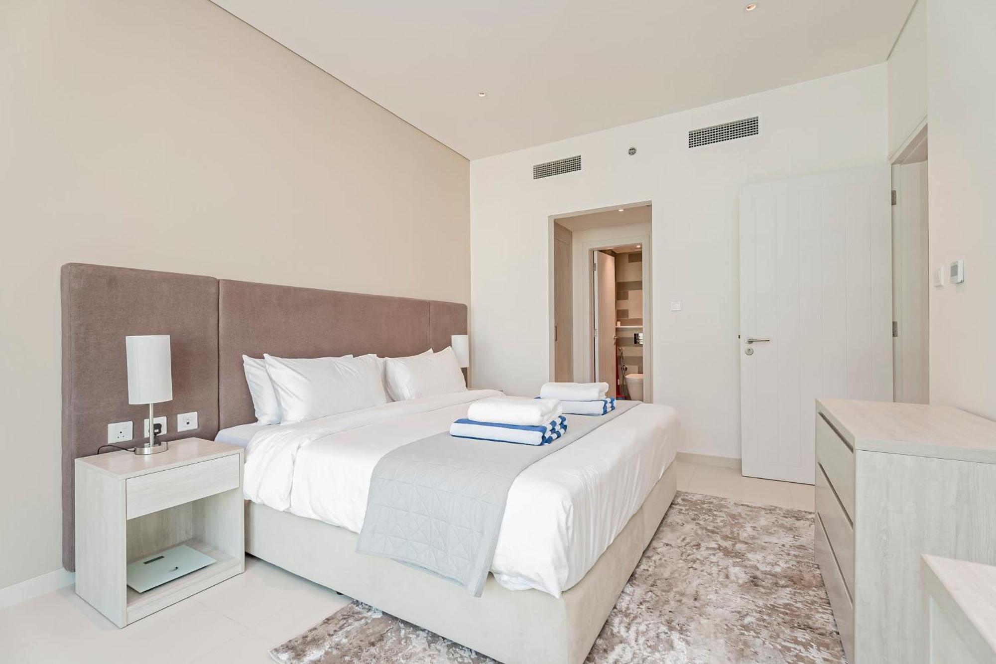 Seven Palm Jumeirah 1 Bed Views * Dubai