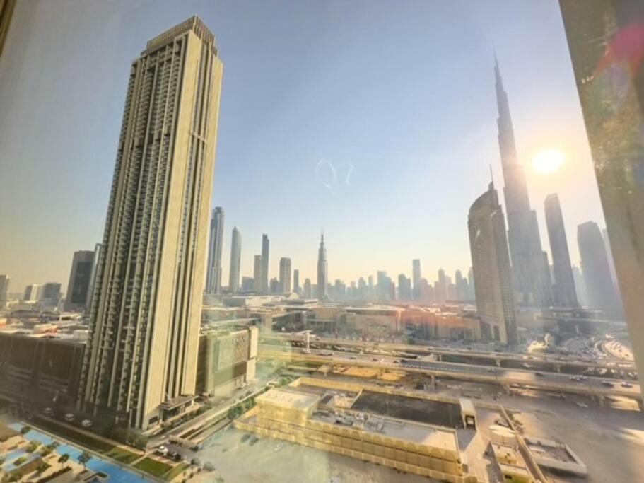 Apartament Downtown Views Live At Mall Dubai