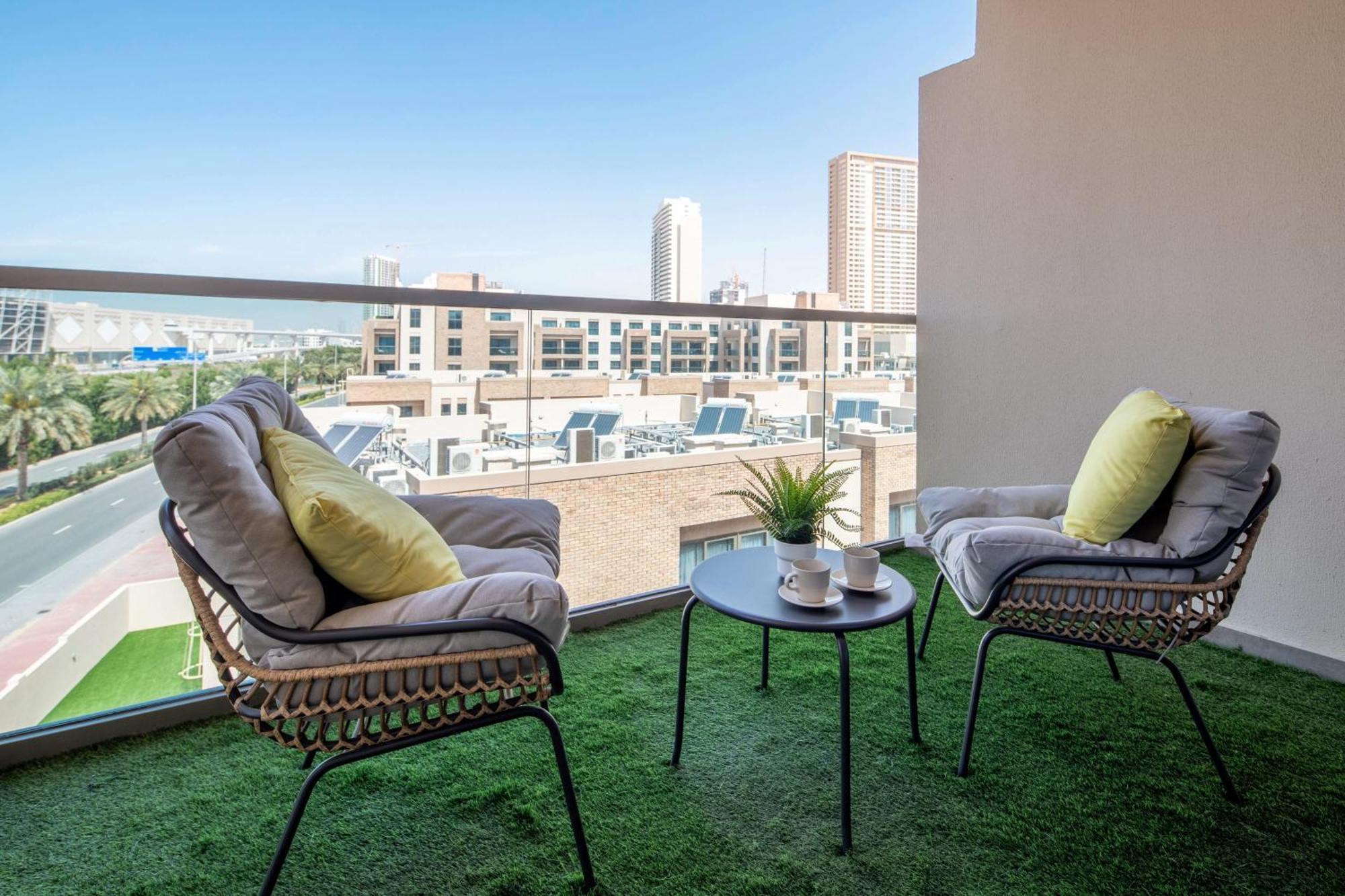 Appartement Frank Porter - Eleganz By Danube Dubaï