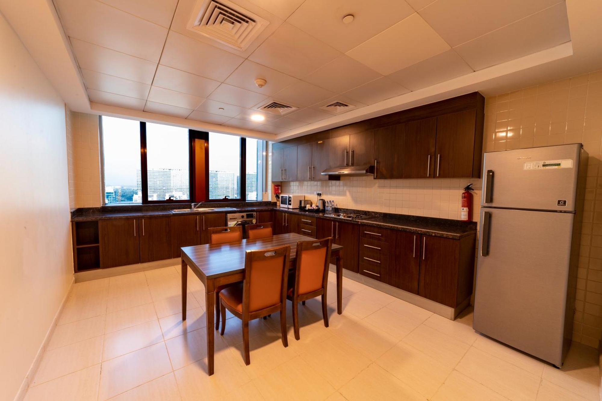 Abidos Land 4*