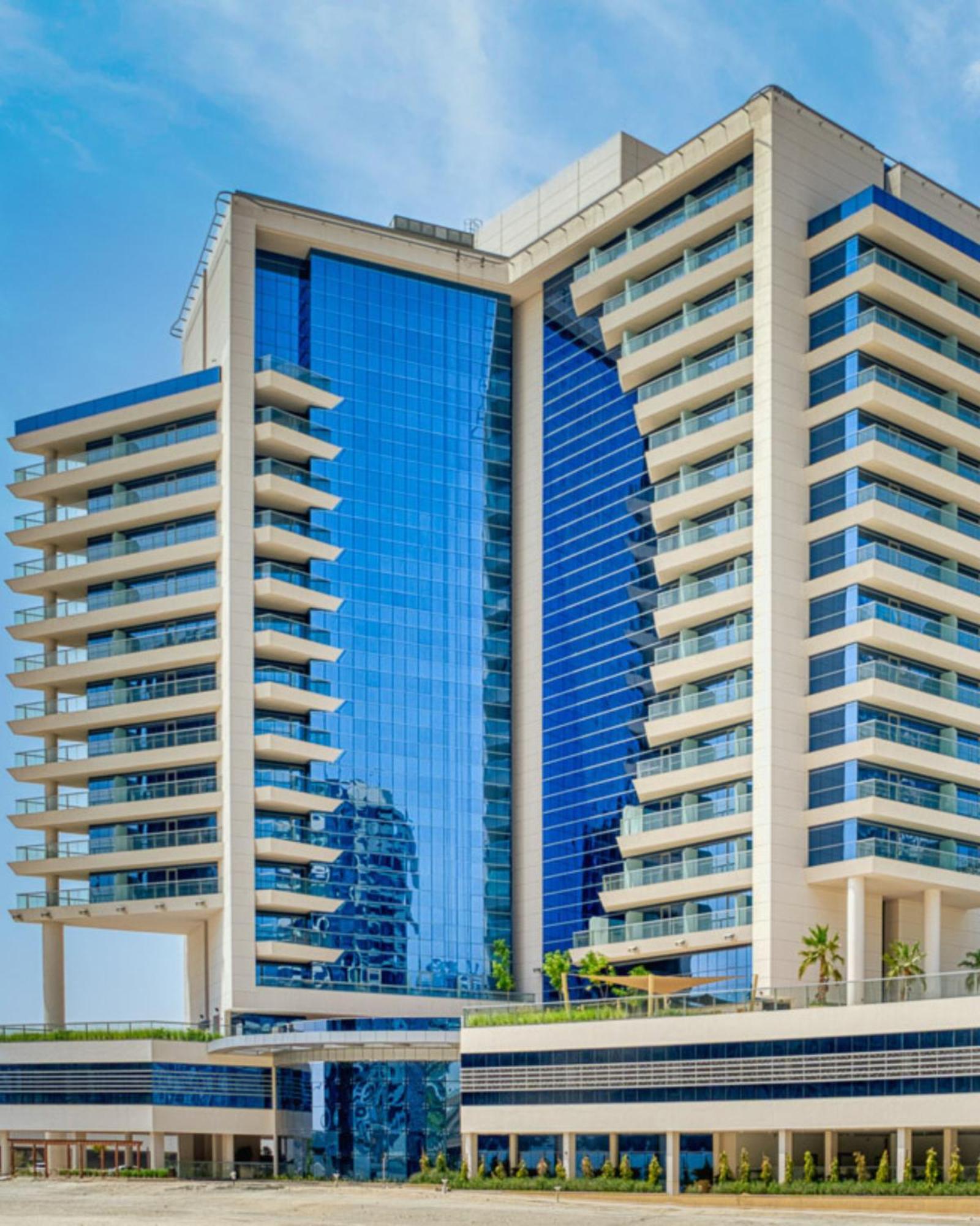 The First Collection Business Bay 4*