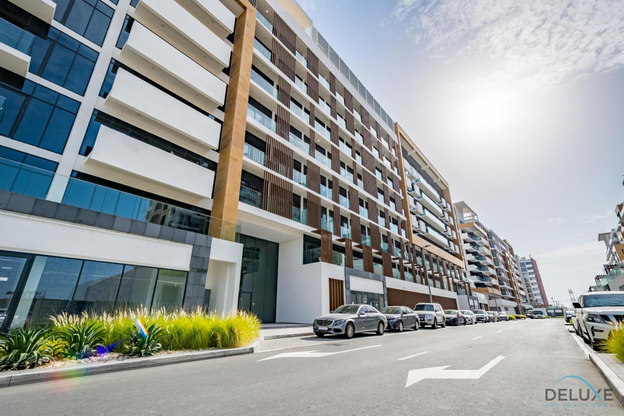 Beautiful At Azizi Riviera 1, Al Merkadh By Deluxe Homes *