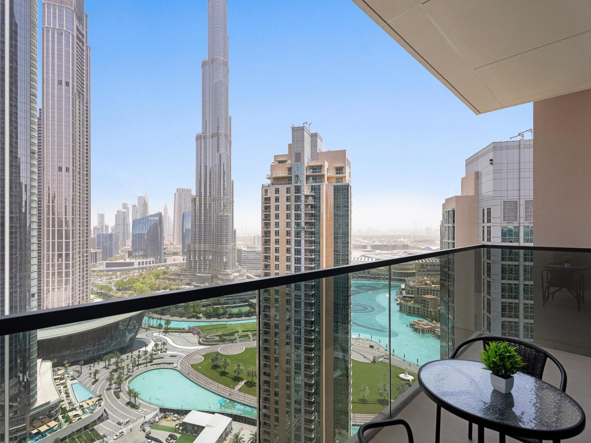Vibrant 3bdr Plus 1 Guest In Downtown With Burj Khalifa View Apartamento