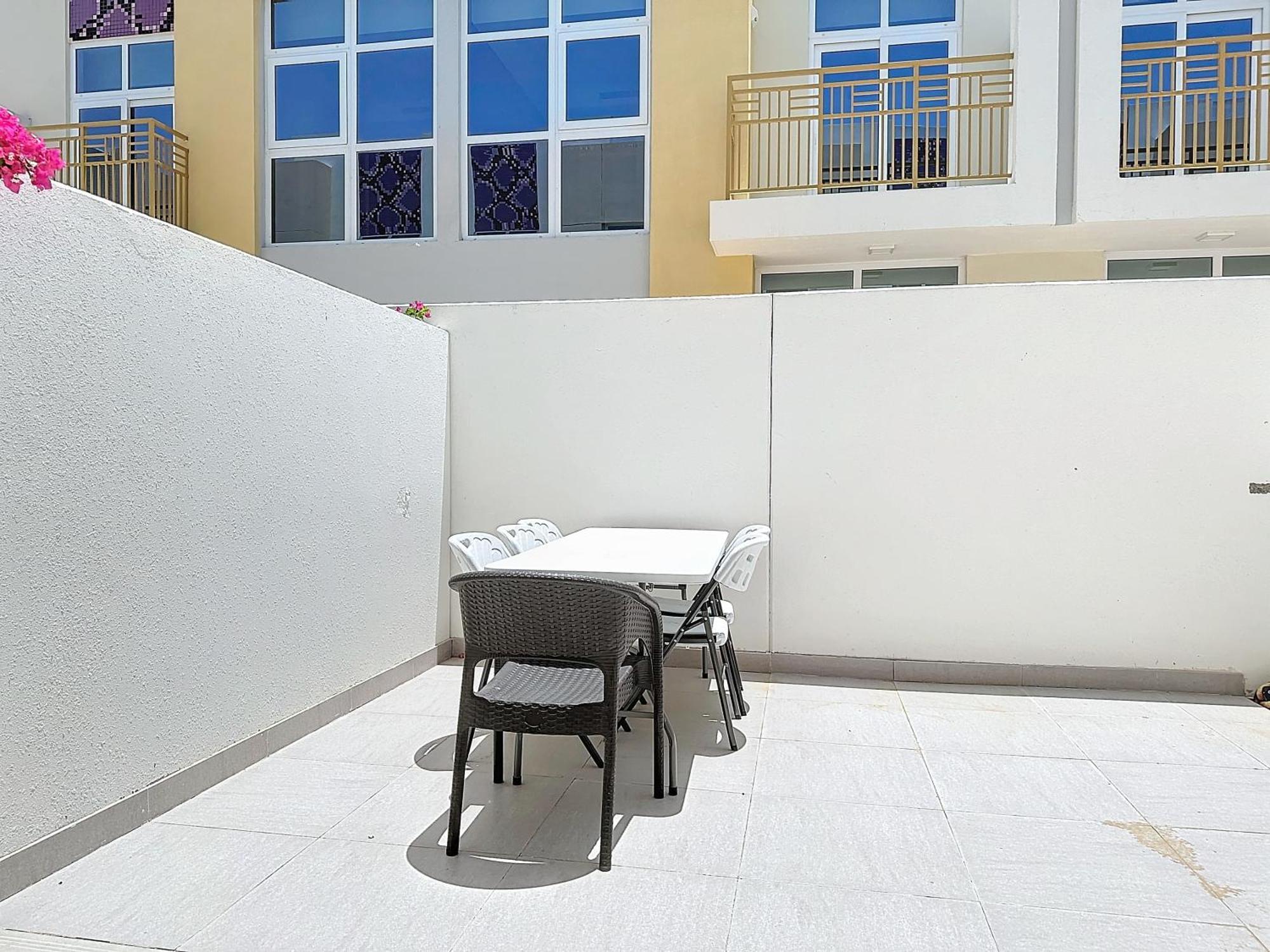 Key View - Aquilegia Villa, Damac Hills Hébergement de vacances Dubaï