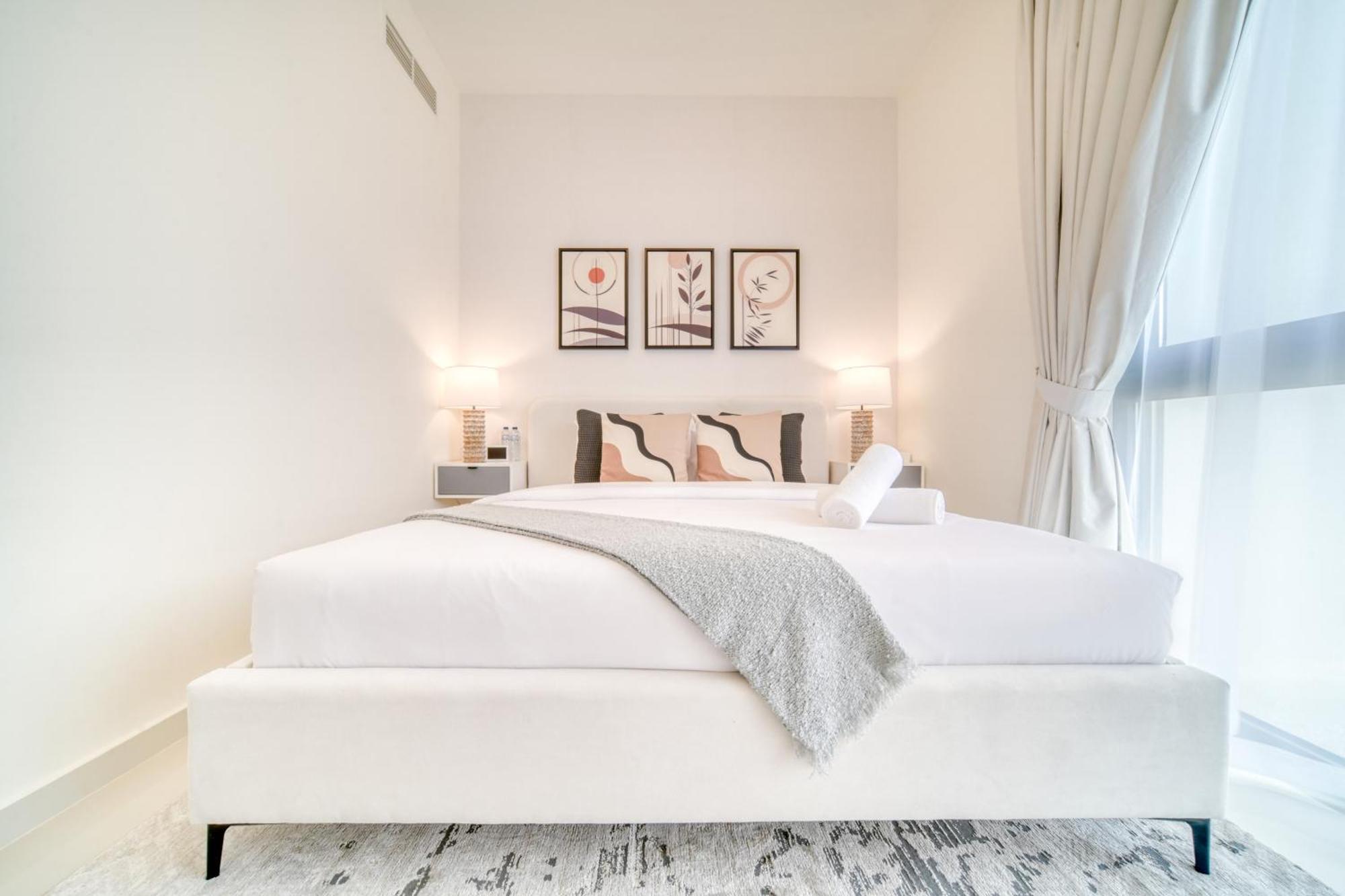 Damac Hills Ll - Stunning 4 Bedrooms With Private Pool At Land Villa *