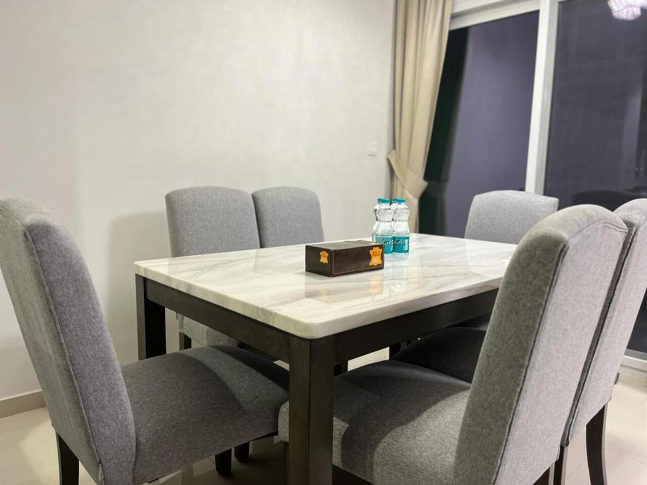 Vacation In Damac Hills 2 * Dubaï