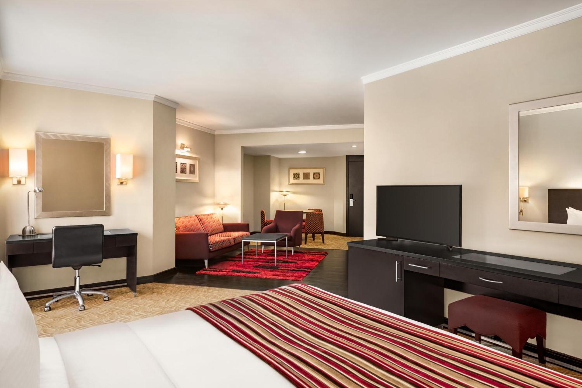 Ramada Plaza By Wyndham Deira 4* Dubái