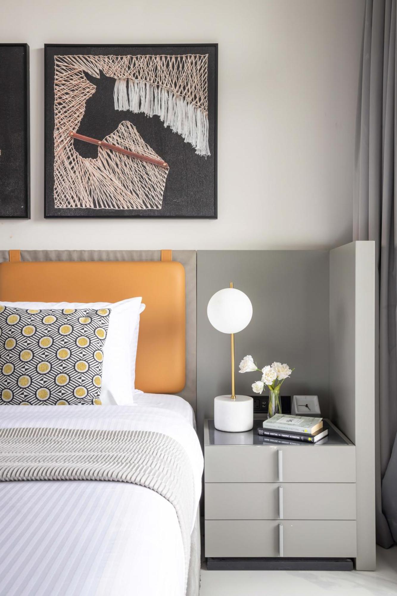 Frank Porter - Mag 318 Apartment *