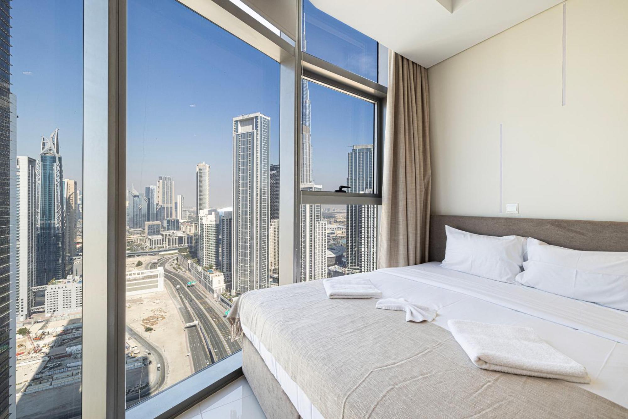 Highest Infinity Pool In Downtown Apartament *