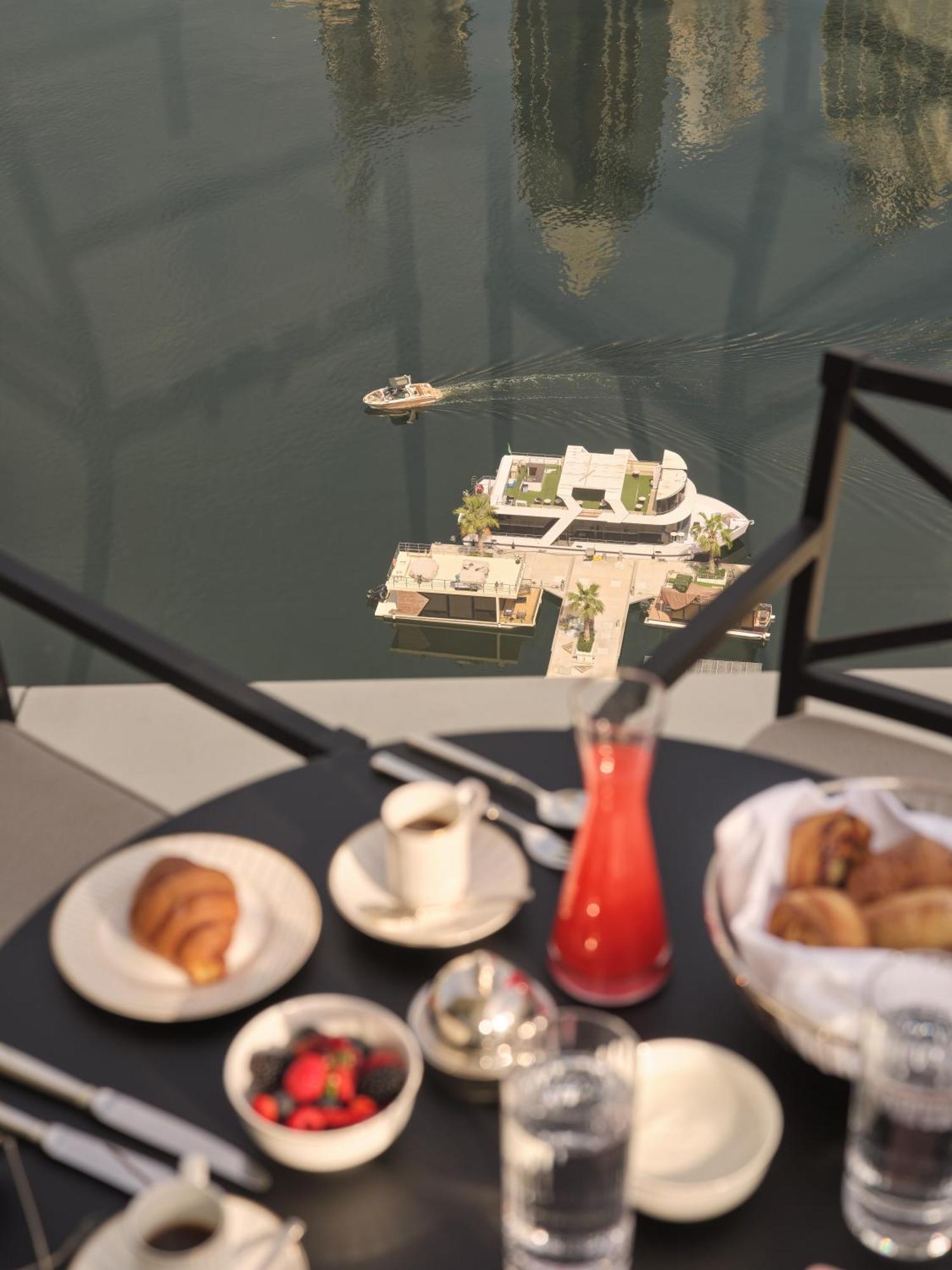 Hotel The Lana - Dorchester Collection 5*