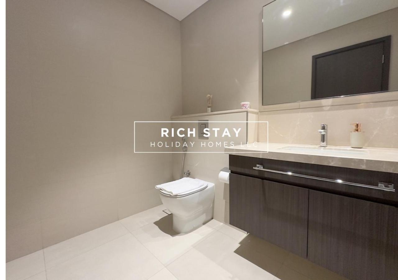Premium 3br With Burj Khalifa & Mall View Apartment Dubai