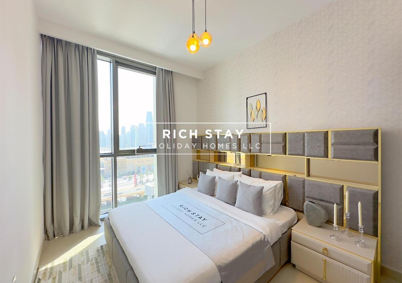 Premium 3br With Burj Khalifa & Mall View Apartment Dubai