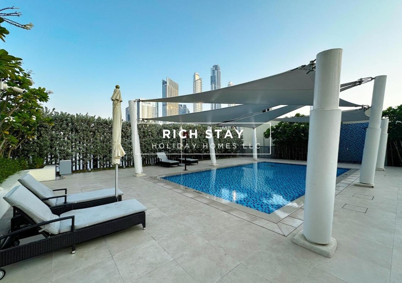 Premium 3br With Burj Khalifa & Mall View * Dubai